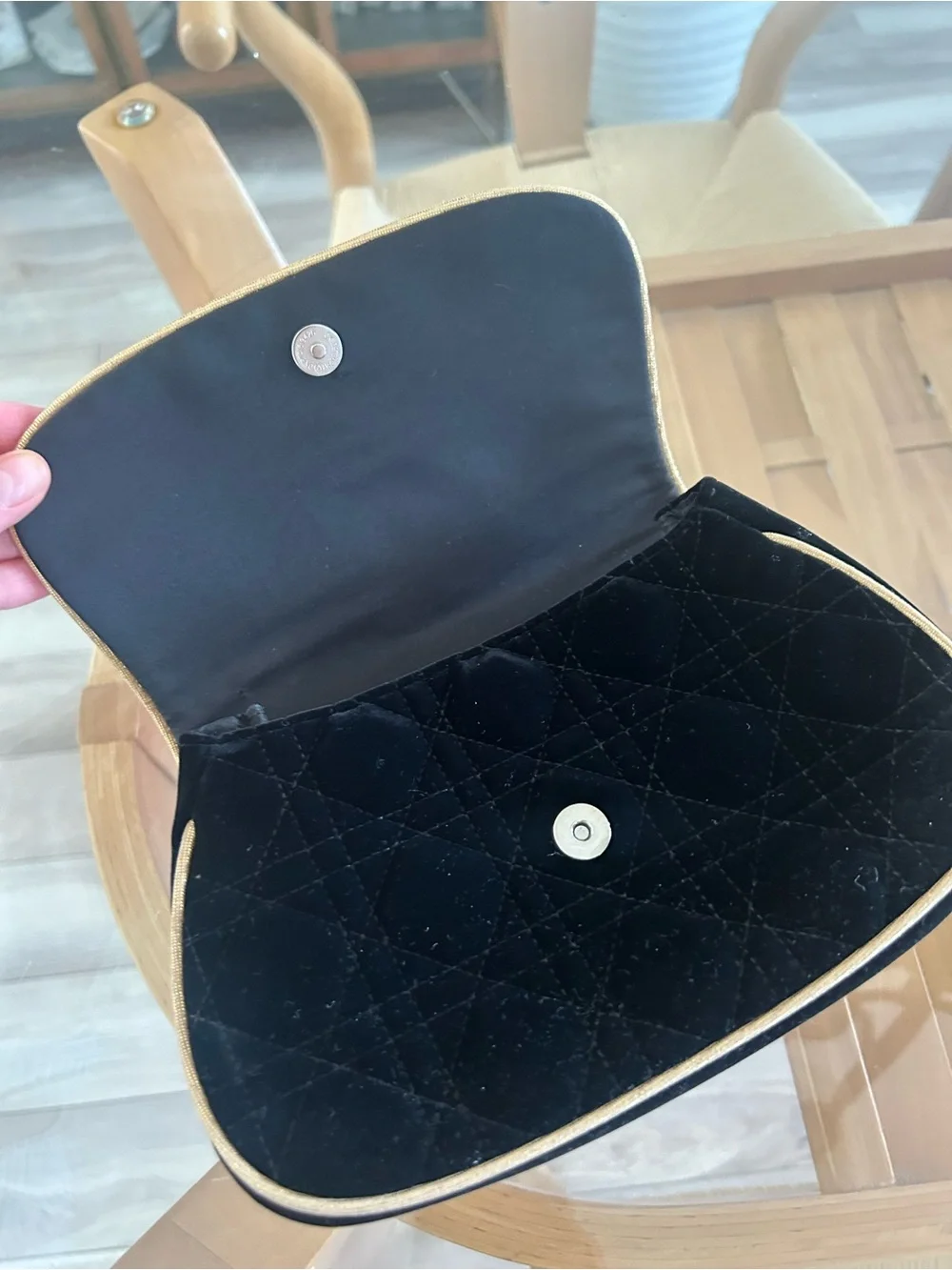 Dior Black Velvet Cosmetic Pouch - Picture 5 of 11